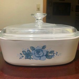 Blue Velvet Rose 2 L Covered Casserole by CorningWare (Corelle / Corning)